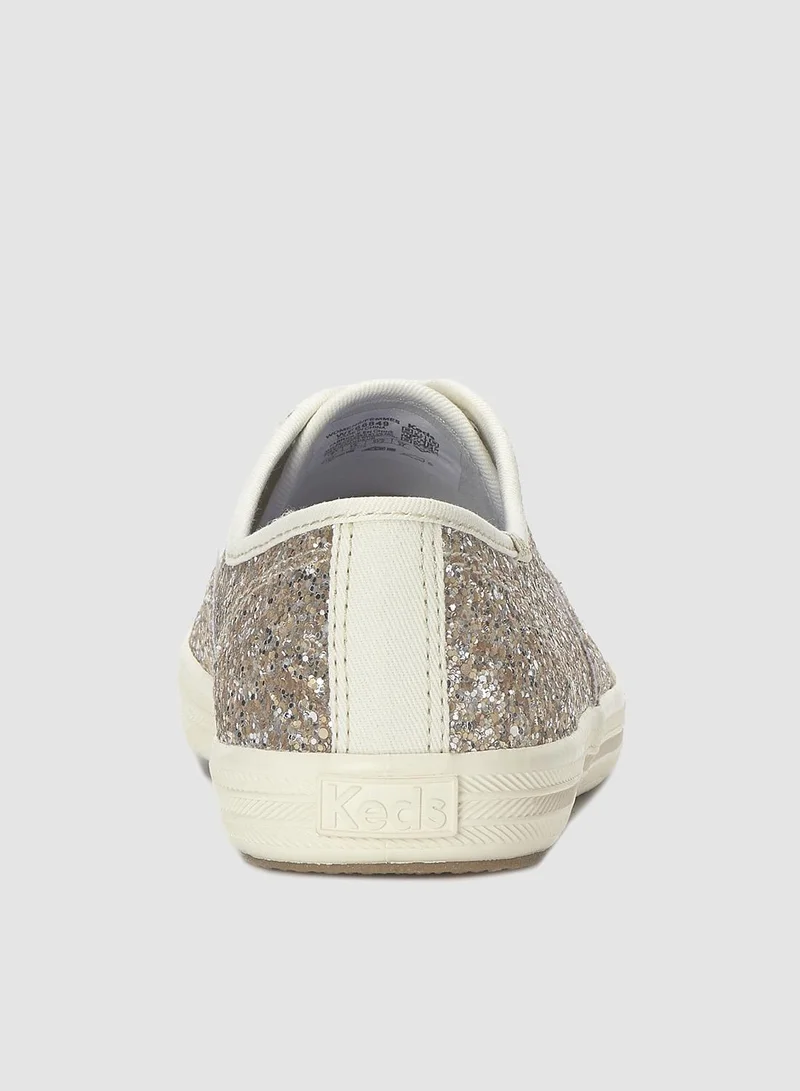 كيدز كيدز سنيكرز نسائي شامبيون دانتيل لامع نسيج كاجوال ذهبي